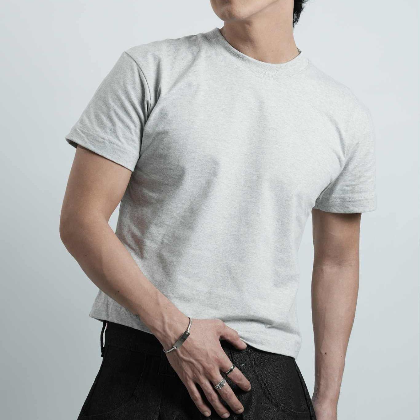 Lightweight Slim Cropped Basic Tee